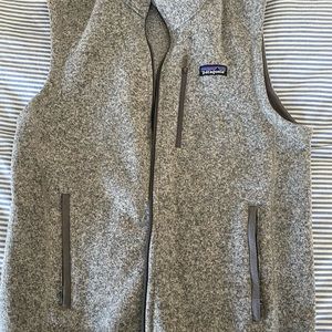 Patagonia men's Better Sweater grey fleece vest , size M